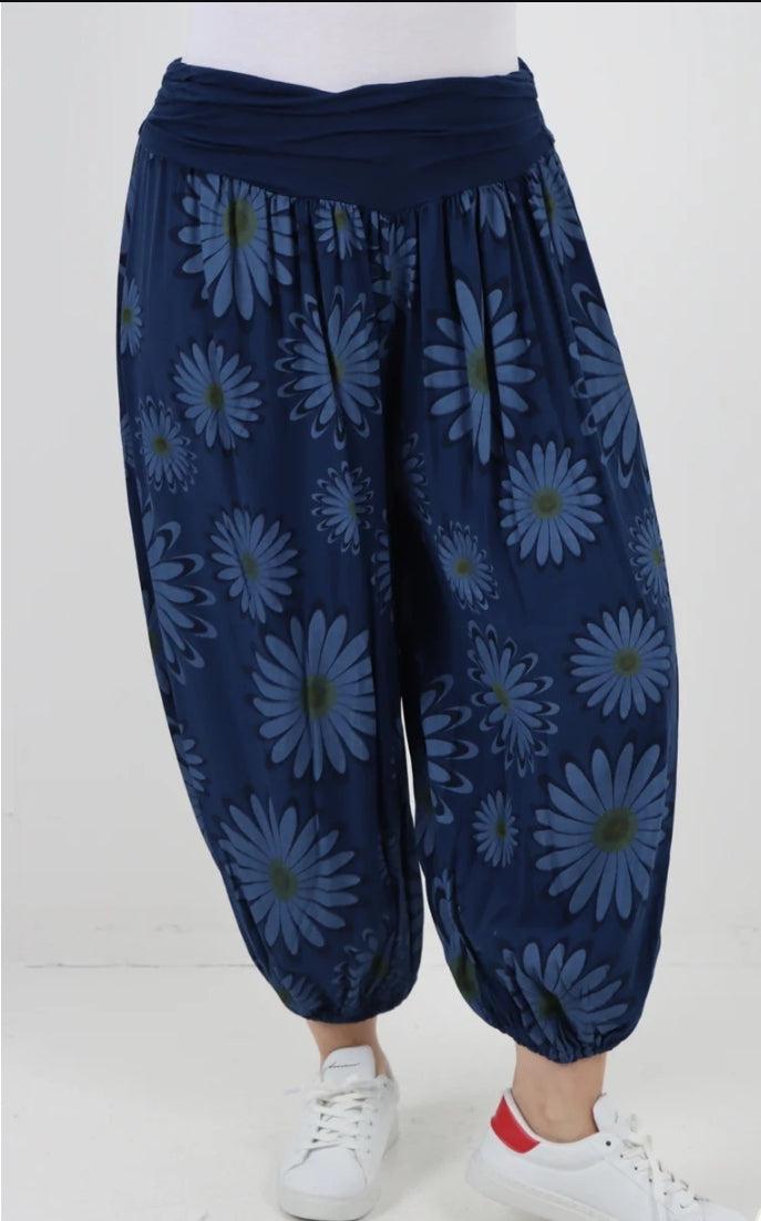 Daisy Print Harems